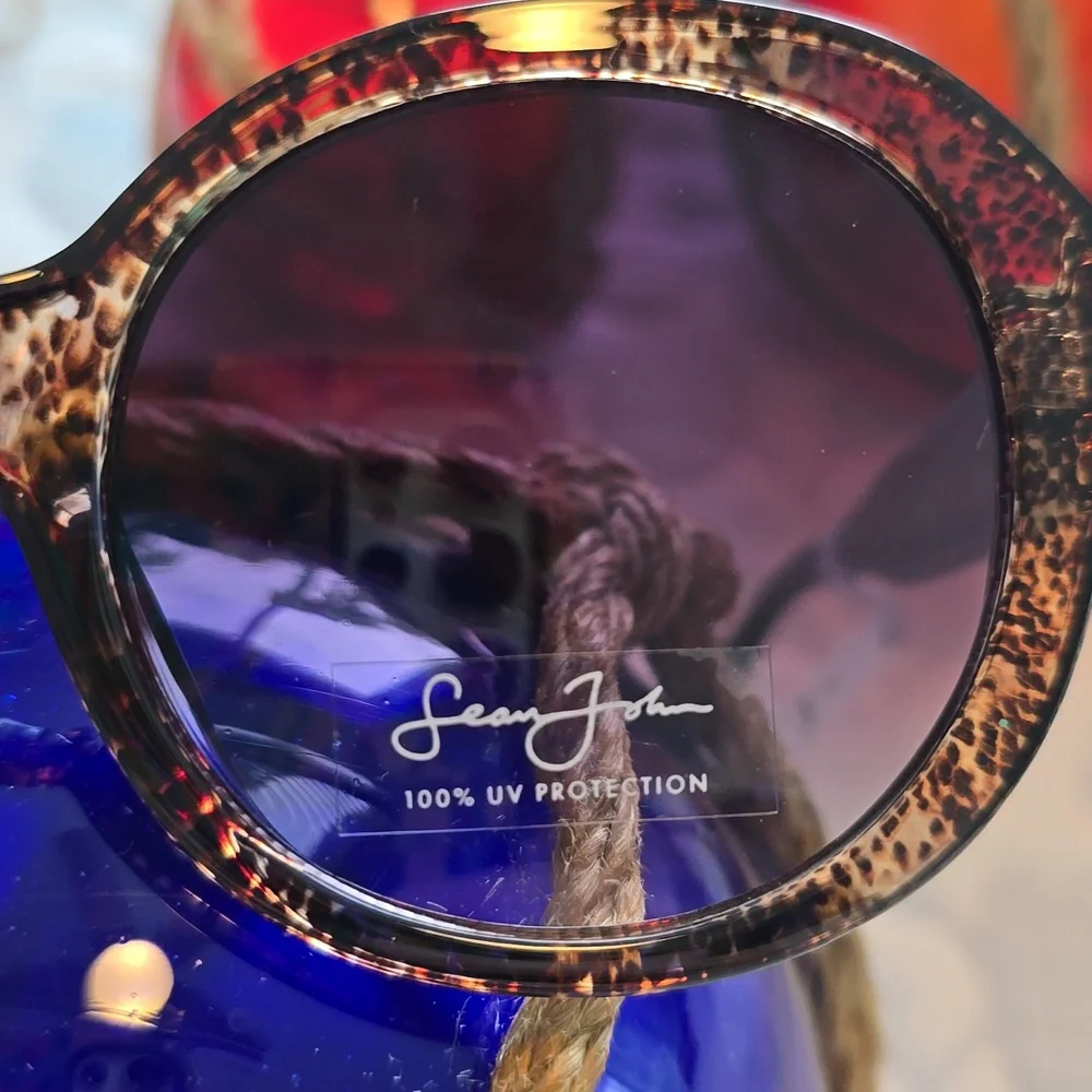 Sean John Designer Sunglasses 🌞 - Picture 3 of 7